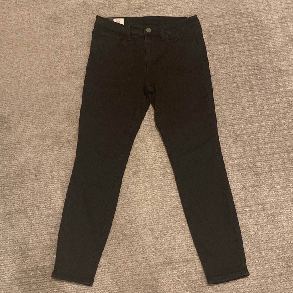 Gap Mid-Rise Jegging